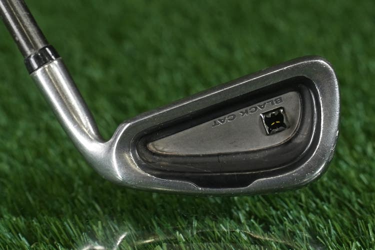 Lynx Black Cat 5 Iron Unifiber Flare Regular Graphite W/ Red Golf Pride Grip RH