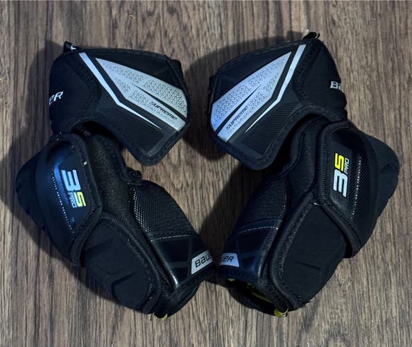 Junior Medium Bauer Supreme 3S Pro Elbow Pads (Used)
