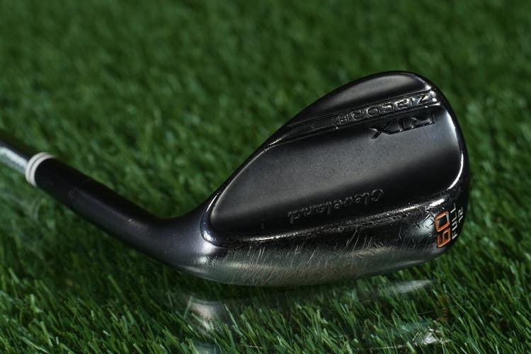Cleveland RTX Zipcore 60 Full 12 Lob Wedge Black Dynamic Gold Wedge Flex RH