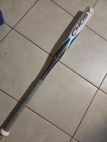 2023 Easton Ghost Composite Bat (-11) 22 oz 33" (Used)