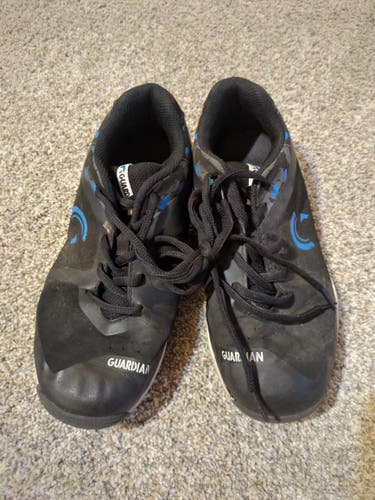 Black Kid's 5Y (Big Kids / Youth) Youth Low Top Turf Cleats (Used)