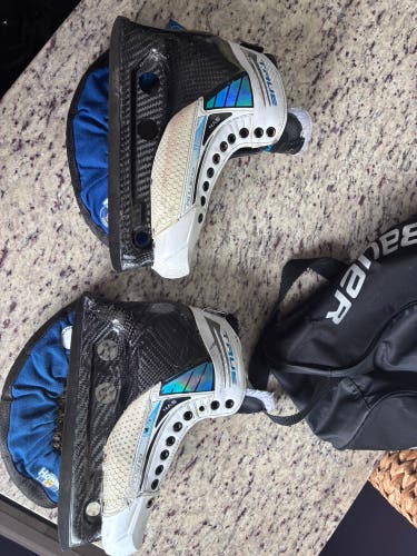 2025 True One Piece Hockey Goalie Skates Wide Width 8.5 (Used)
