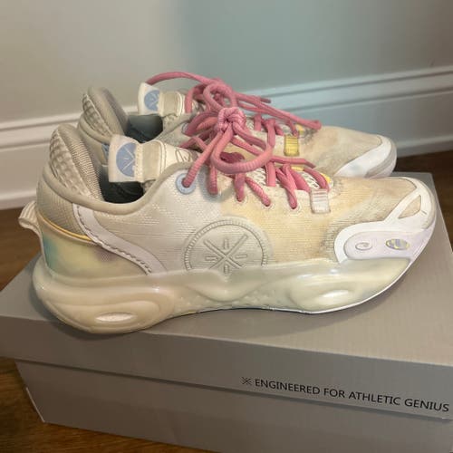 Men's Size M 7.0 (W 8.0) Way of Wade All City 12 (Used)