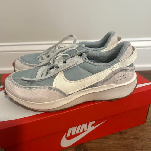 Blue Women's Size M 6.5 (W 7.5) Adult Nike Waffle One Shoes (Used)