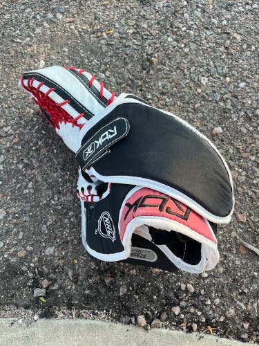 Junior Reebok 6k Goalie Glove Full Right (Used)