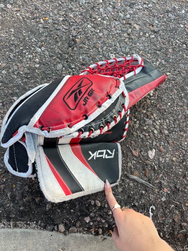 Junior Reebok 6k Goalie Glove Full Right (Used)