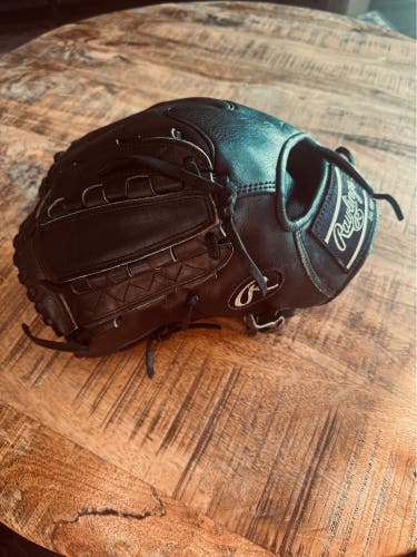 Rawlings Heart of the Hide LHT Pitcher's Baseball Glove 11.75" (Used)