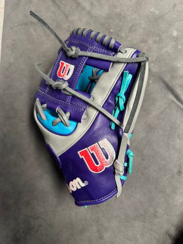 2025 Infield RH Wilson A2K Baseball Glove 11.75" (New)