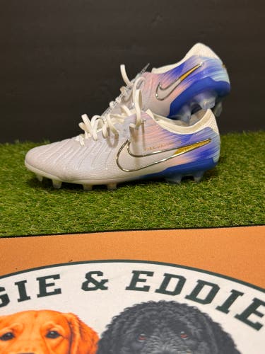 White Men's Size M 6.5 (W 7.5) Nike Tiempo Legend 10 Elite Molded Cleats Cleats (New)