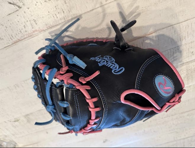 Rawlings Heart of the Hide RH Baseball Glove 34" (Used)