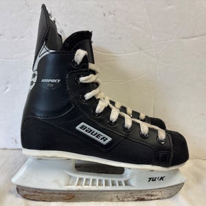 Black Bauer Impact 75 Hockey Skates Regular Width 13 (Used)