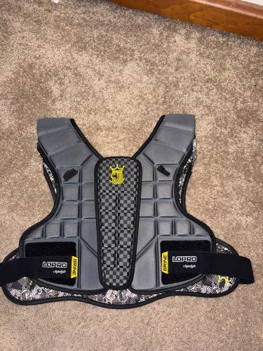 Large Brine LoPro SuperLight Lacrosse Shoulder Pads (New)
