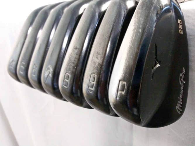 Mizuno Pro 225 Black Irons Set 4-PW (Steel Dynamic Gold 105 Black Onyx STIFF)