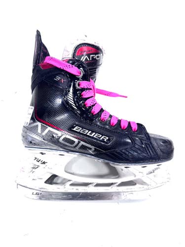 Used Bauer 3X FIT 3 Intermediate Hockey Skate Intermediate 4.5 11860-S000313297