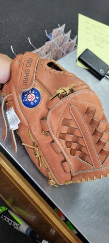 Used PRO SPIRIT 13 BB/SB Glove RH Throw None 13" 11497-C000160225