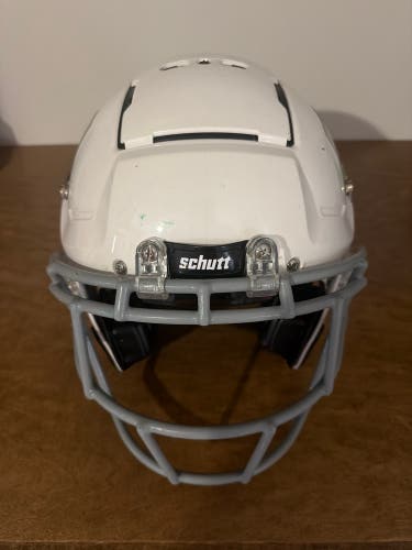 Schutt Helmet F7 Adult Small