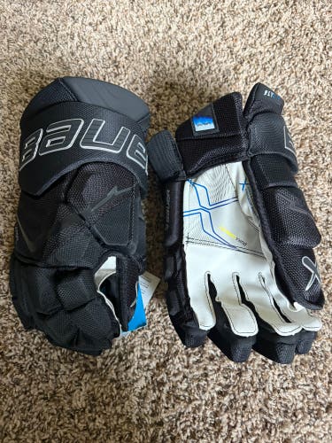 Bauer Vapor Flylite Gloves 14" (New) Black