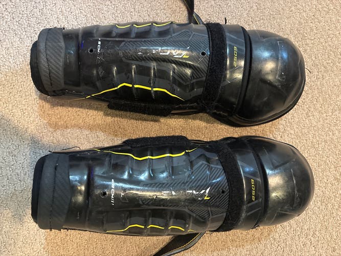 CCM Tacks 6052 Junior Hockey Shin Guards 11” 28cm Pair D30 Foam Used