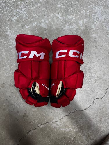 15” CCM Gloves NCAA Pro Stock (New)