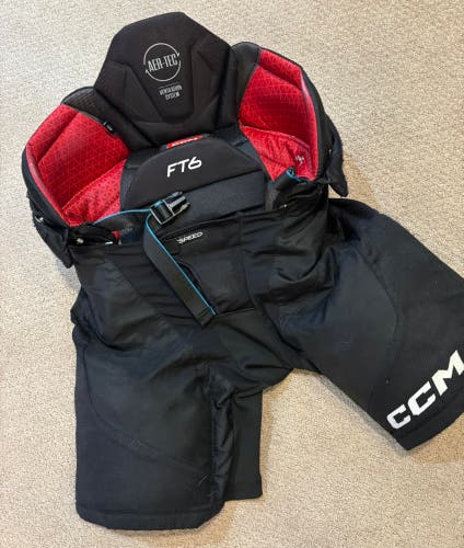 Intermediate Small CCM JetSpeed FT6 Hockey Pants (Used)