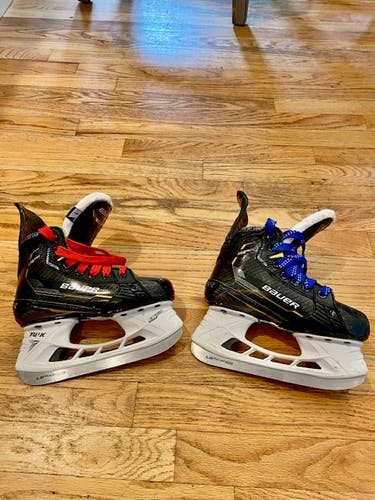 Black 2024 Bauer Supreme M5 Pro Hockey Skates Extra Wide Width Pro Stock Size 1 (Used)