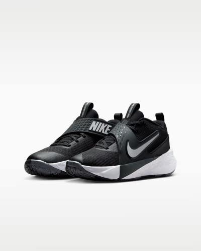 Nike Team Hustle D 12 HF6279-002 Sneakers Kids 4 Black Basketball Shoes ZOGG3074