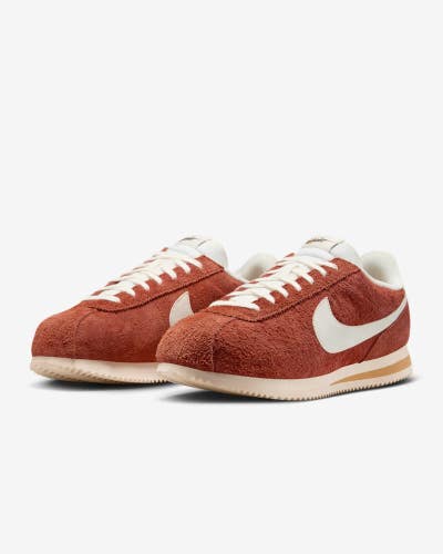 Nike Cortez SE HF3142-200 Sneakers Men's 8 Russet Suede Lifestyle Shoes RHS9194