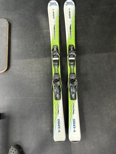Unisex Elan Waveflex 8 146 cm All Mountain Skis With Bindings (Used)