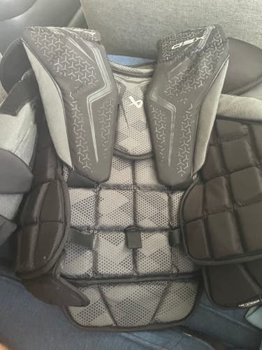 Large 2023 Bauer GSX Goalie Chest Protector (Used)