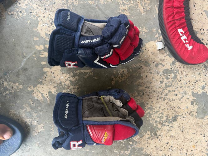 Bauer Supreme Ultrasonic Gloves 11" (Used)