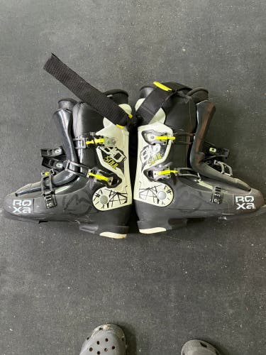 Mondo 26 & 26.5 Men's Roxa R/Fit 80 Ski Boots Soft Flex (Used)