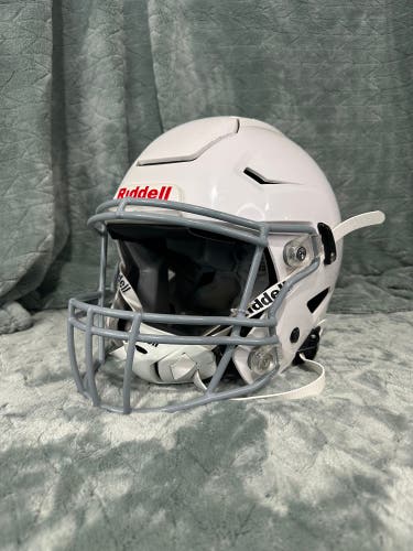 Youth Large Riddell SpeedFlex Helmet (Used)