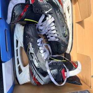 Black 2019 Bauer Vapor 2X Pro Hockey Skates Regular Width 7 (Used)