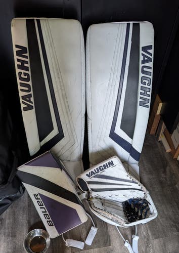 35+2 Vaughn Ventus SLR 2 Regular Goalie Full Set