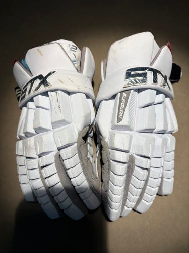 STX Surgeon RZR2 Lacrosse Gloves (Used)