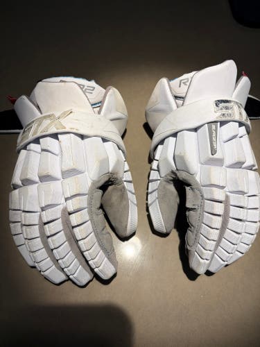 Used STX Surgeon RZR2 Lacrosse Gloves