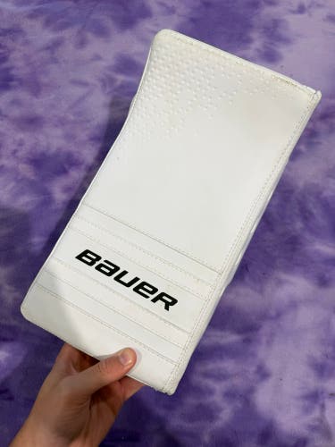 White Junior Bauer GSX Goalie Blocker Regular (Used)