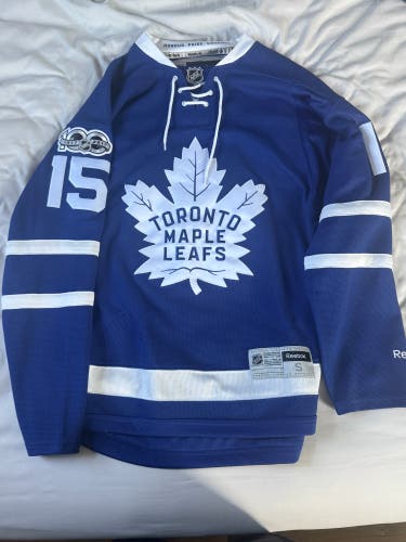 Toronto Maple Leafs Matt Martin Blue Small Men's Reebok Jersey (Used)