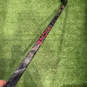 Youth True Project X Smoke Hockey Stick Right Handed Less Than 30 Flex (Used)