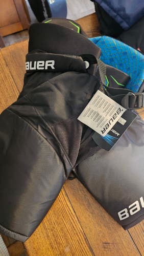 Junior Medium Bauer X Hockey Pants (New)