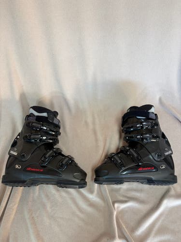 Mondo 26 & 26.5 Unisex Nordica All Mountain Trend 07 Ski Boots (Used)