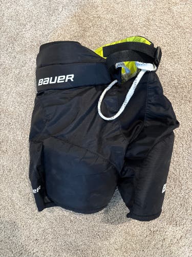 Youth Medium Bauer Vapor X Velocity Hockey Pants (Used)