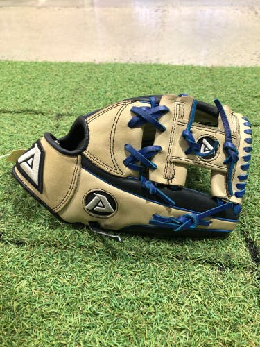 Akadema AEH 302 RH Infield Baseball Glove 11.5" (Used)