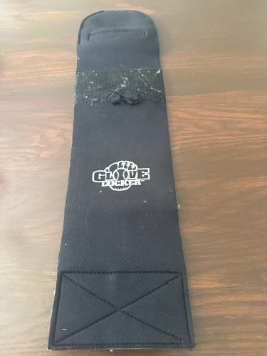 (Used) Glove Locker Baseball  Accessory