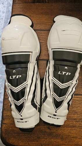 Youth CCM LTP 9" Shin Pads (Used)