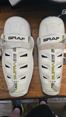 Junior Graf 11" Shin Pads (Used)