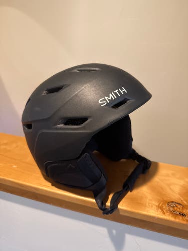 Medium Smith Mirage Helmet (Used)