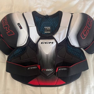 CCM FT880 Shoulder Pads - Senior Medium (Used)