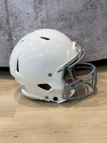 Used Youth Medium Riddell Speed Icon Helmet