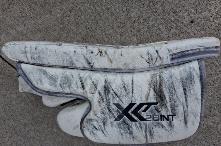 Reebok XLT28 INT Regular Blocker only (Used)